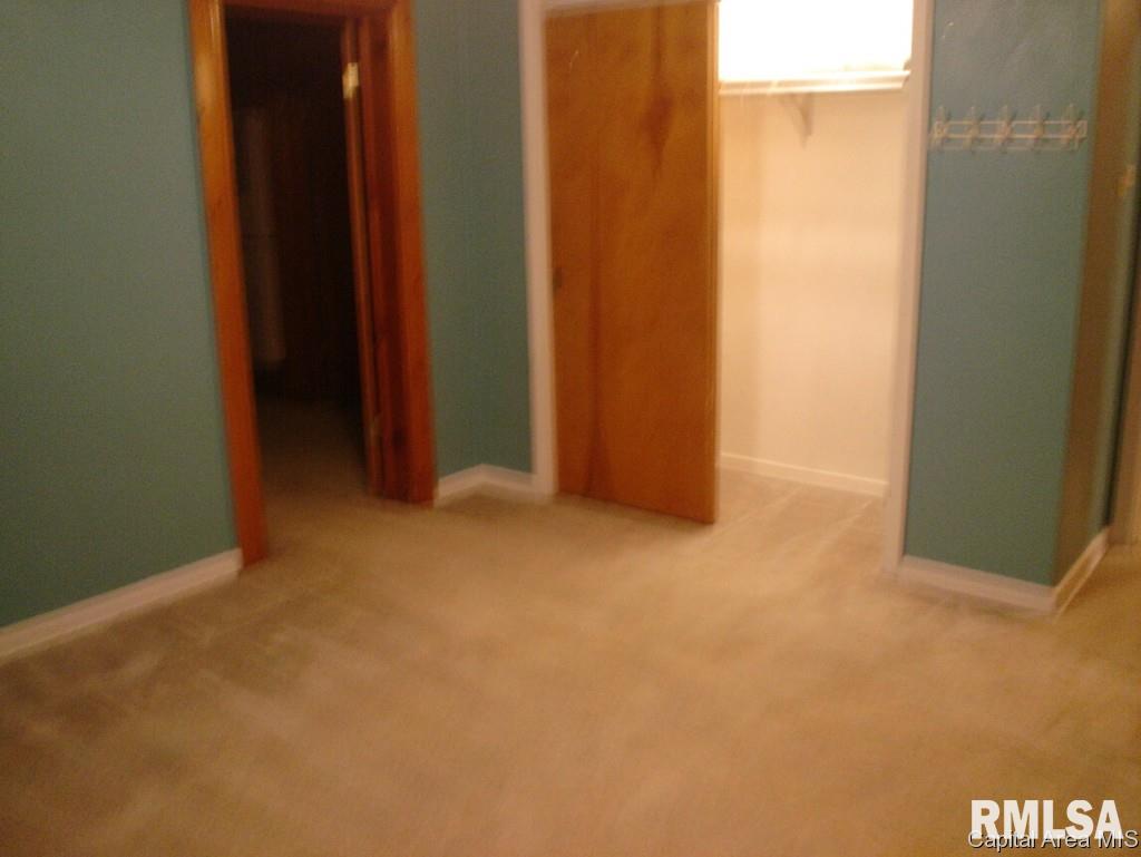 2408 South Walnut Street Springfield, IL 62704 - Photo 7 of 22