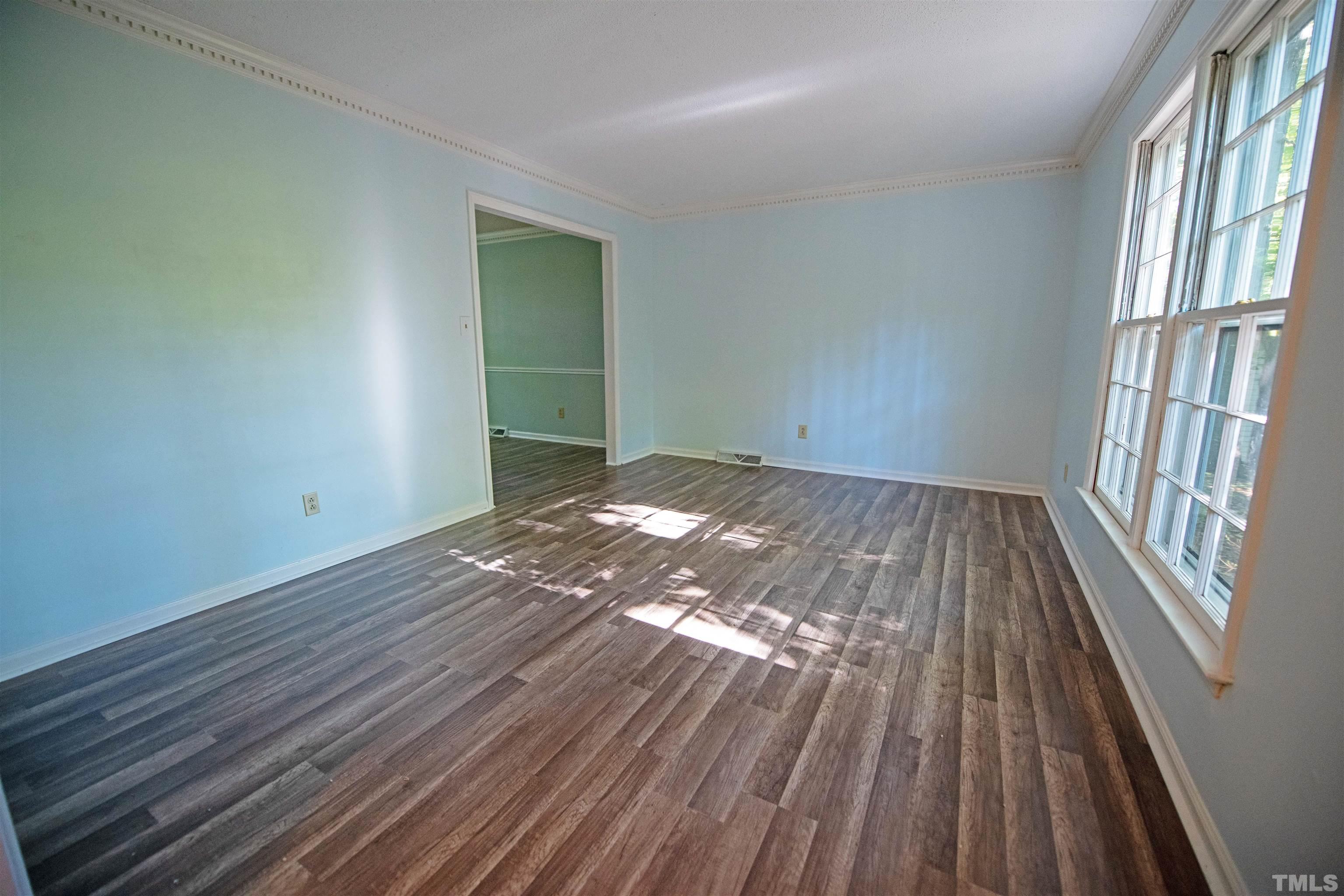 6705 Winding Trail Raleigh, NC 27612 - Photo 4 of 30 Gallery Image 4