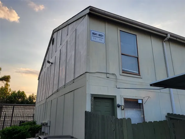 $1,350 | 8641 Victorian Village Drive, Unit 8641, Houston, TX 77071