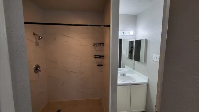 $1,350 | 8641 Victorian Village Drive, Unit 8641, Houston, TX 77071