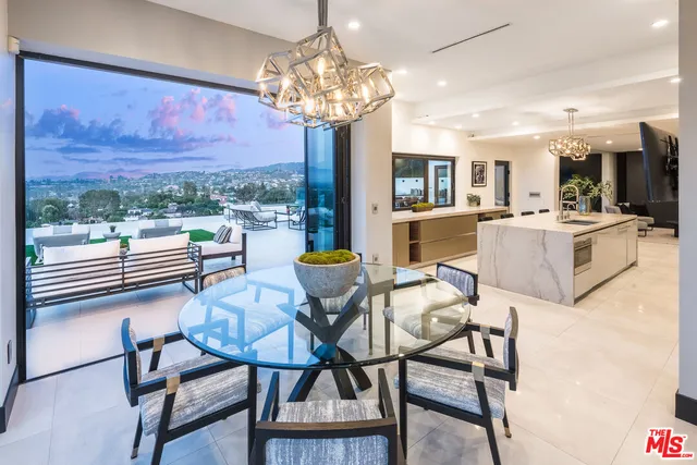 $27,500 | 4338 Gayle Drive, Tarzana, CA 91356