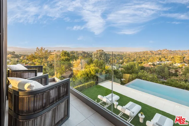 $27,500 | 4338 Gayle Drive, Tarzana, CA 91356