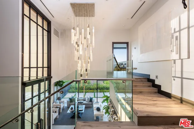 $27,500 | 4338 Gayle Drive, Tarzana, CA 91356