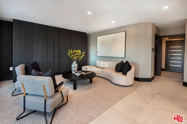 $27,500 | 4338 Gayle Drive, Tarzana, CA 91356