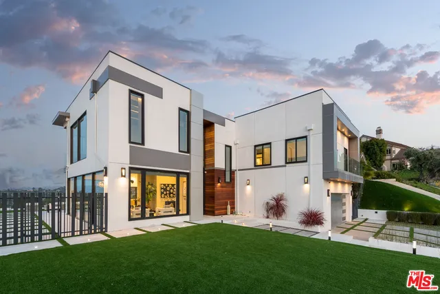 $27,500 | 4338 Gayle Drive, Tarzana, CA 91356