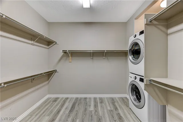 $649,500 | 9977 Fletcher Peak Avenue, Las Vegas, NV 89178