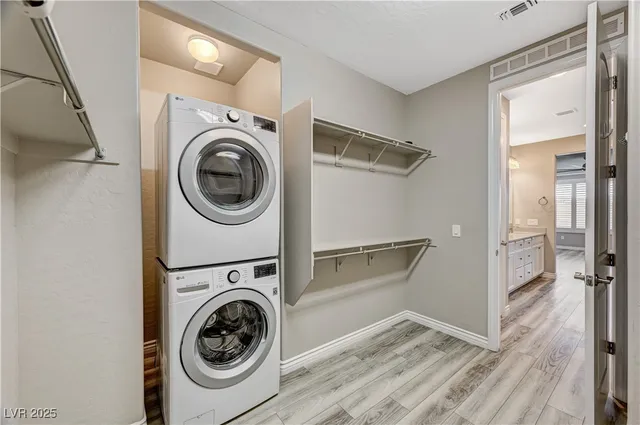 $649,500 | 9977 Fletcher Peak Avenue, Las Vegas, NV 89178