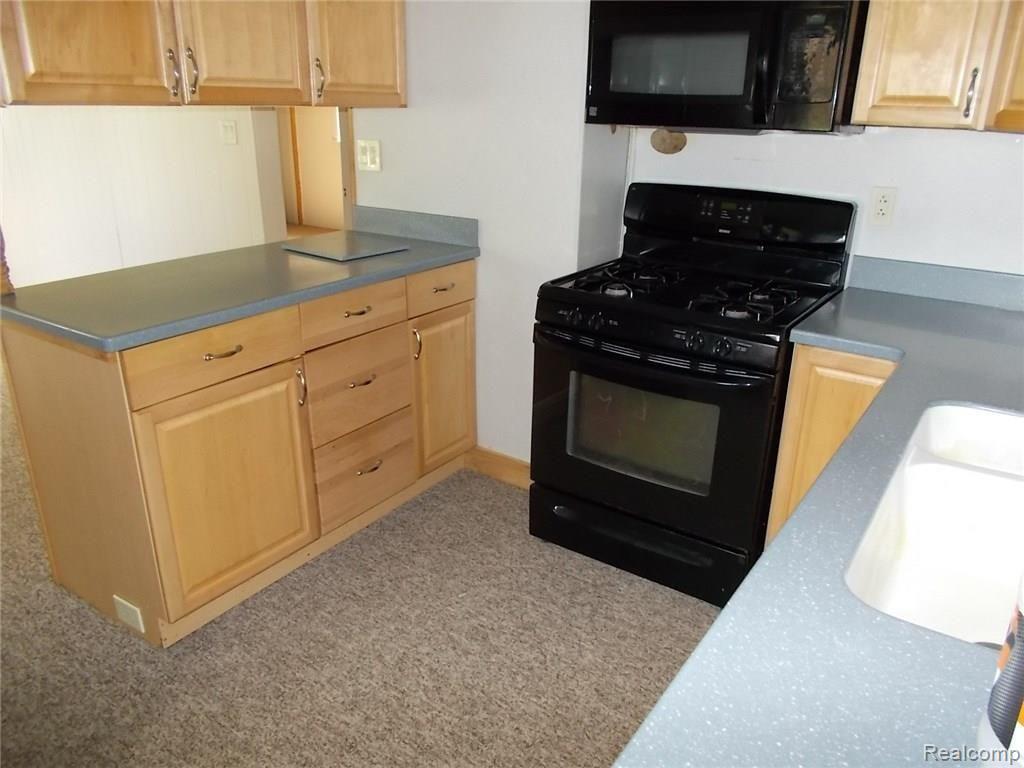 3569 Garner Road Fairgrove, MI 48733 - Photo 4 of 15 DSCN1868.JPG