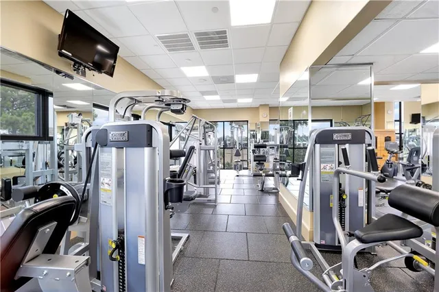 $874,000 | 300 Lake Marina Avenue, Unit 14DBW, New Orleans, LA 70124