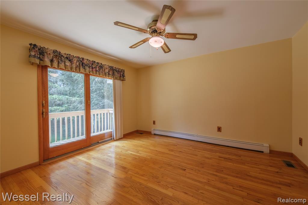 2465 Texter Road Leonard, MI 48367 - Photo 18 of 43