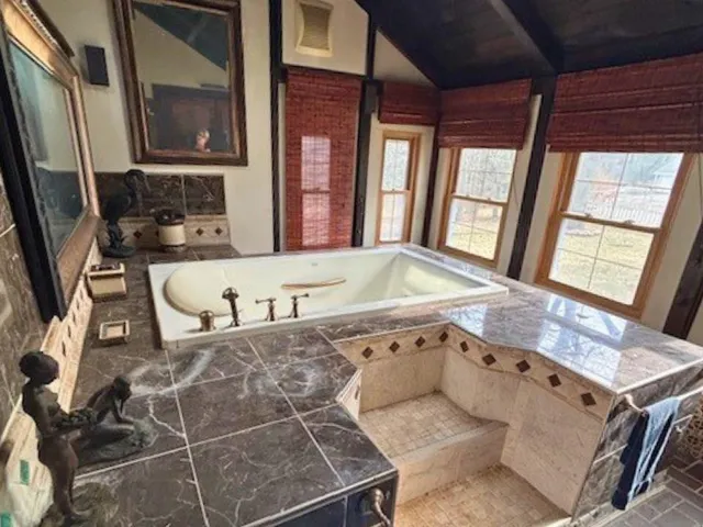 $424,900 | 38 Mill Road, North Hampton, NH 03862