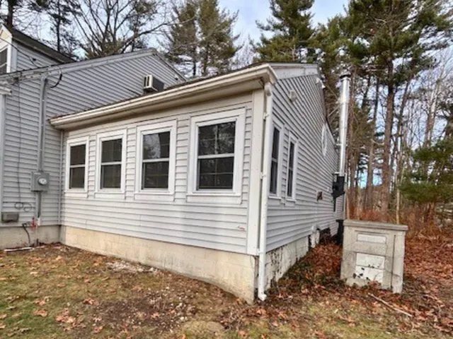 $424,900 | 38 Mill Road, North Hampton, NH 03862