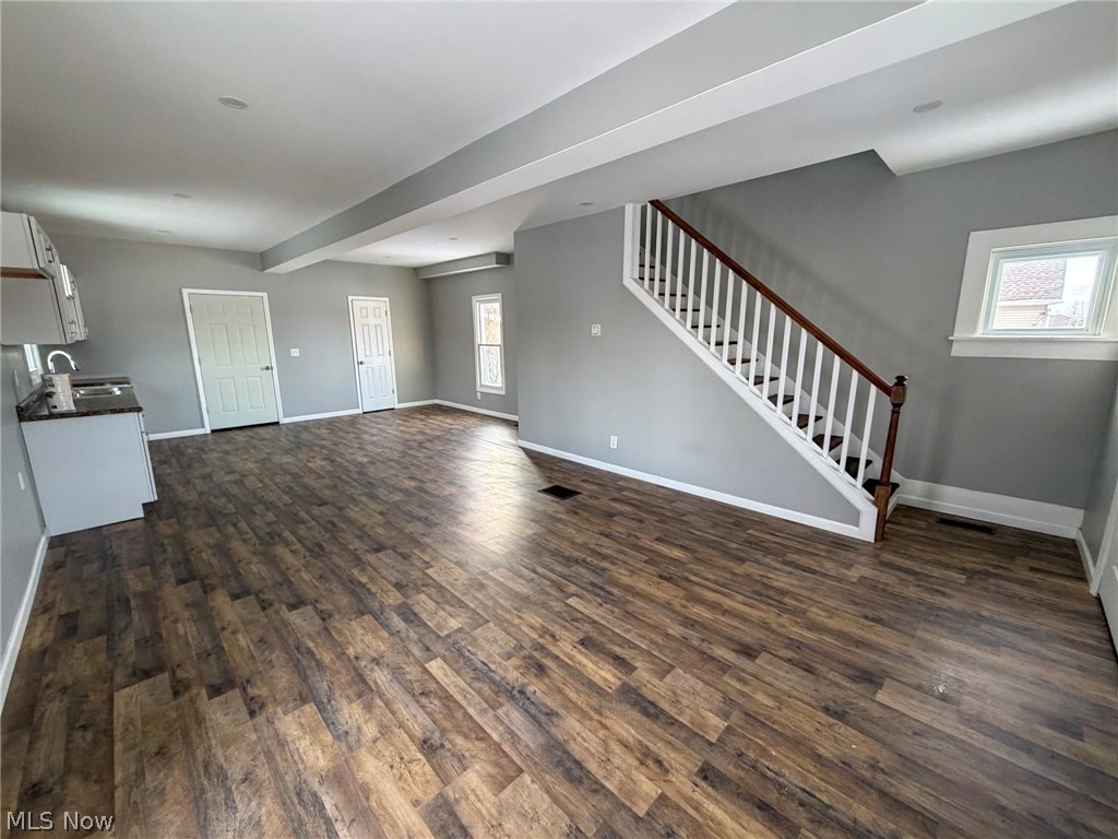 252 State Street Struthers, OH 44471 - Photo 5 of 20