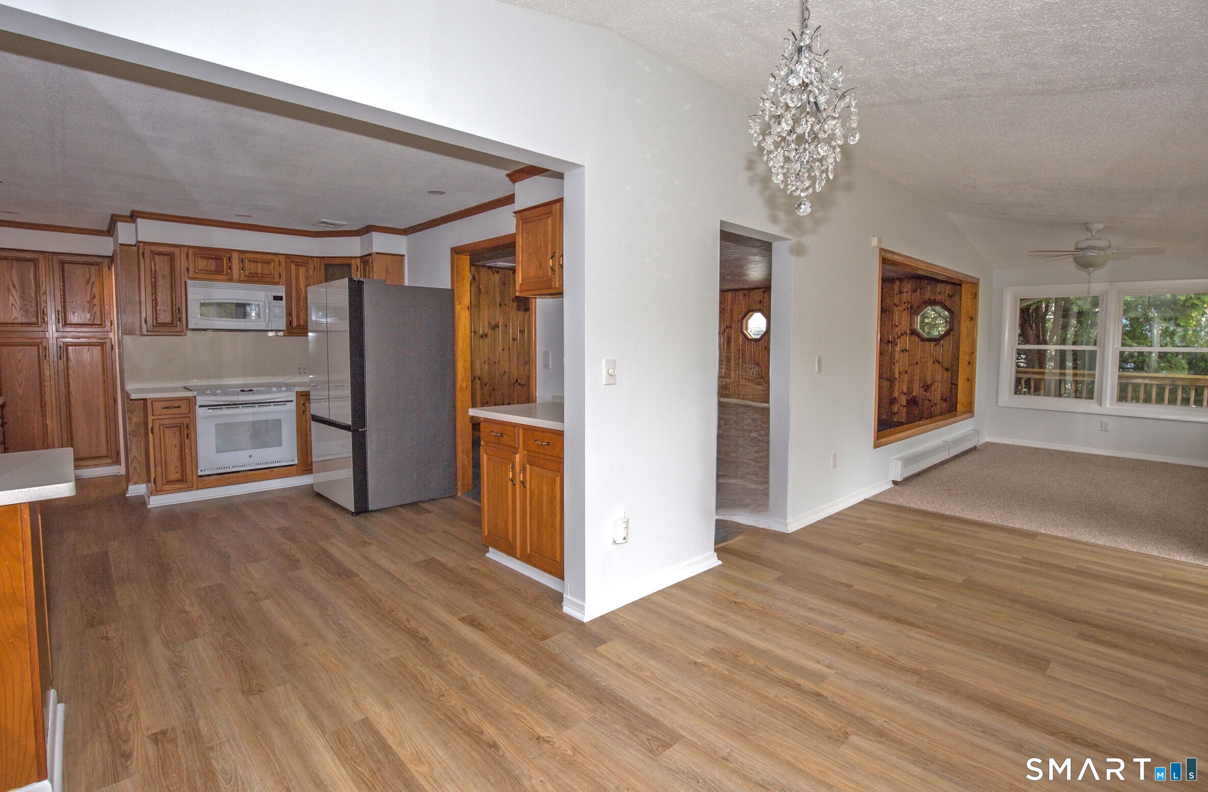 143 Cottage Road Enfield, CT 06082 - Photo 13 of 40