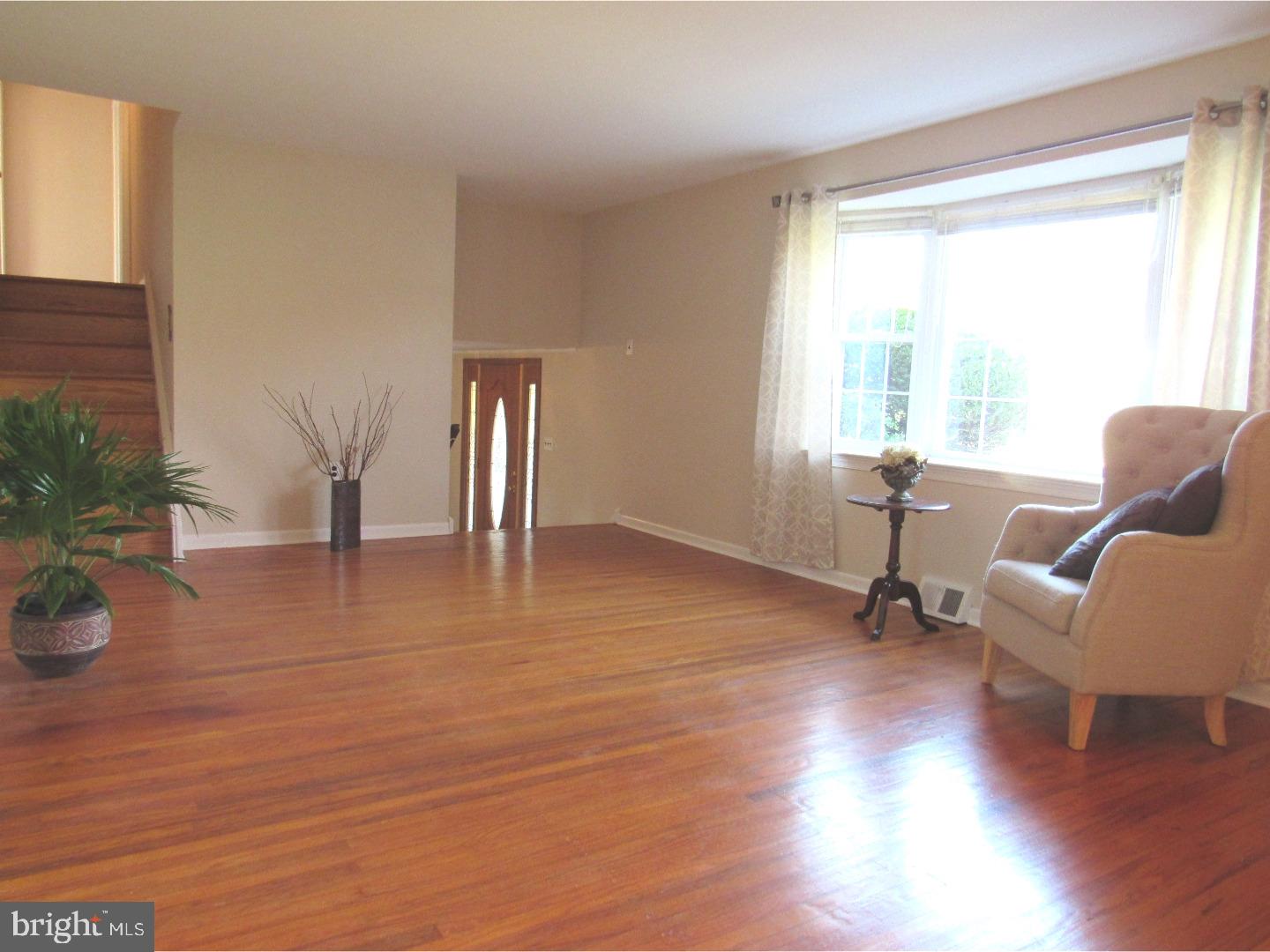 28 Kelinger Road Churchville, PA 18966 - Photo 5 of 25 Gallery Image 5
