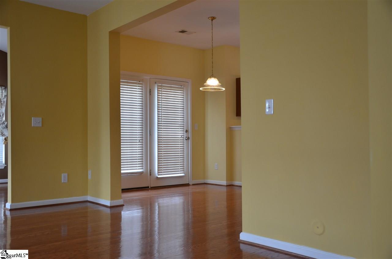 201 Highgate Circle Greer, SC 29650 - Photo 5 of 33 Gallery Image 5