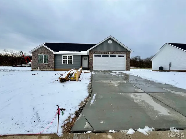 $312,900 | 801 Lakeway Drive, Labadie, MO 63055