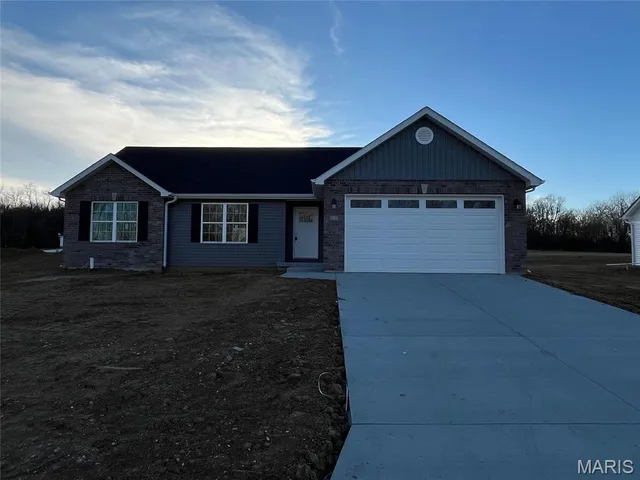 $312,900 | 801 Lakeway Drive, Labadie, MO 63055