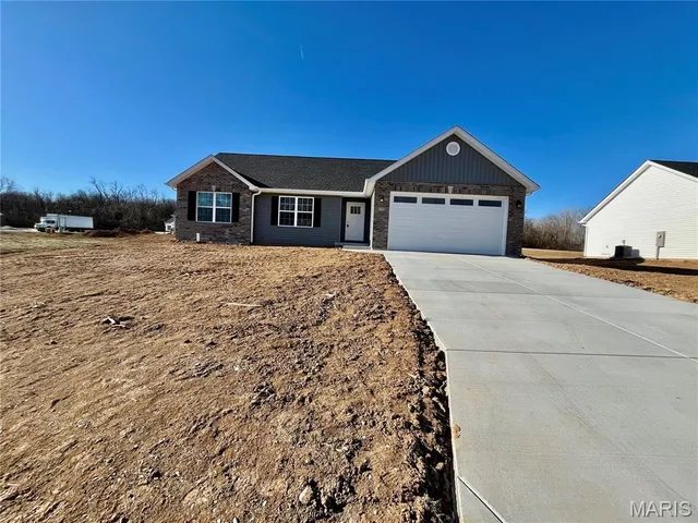 $312,900 | 801 Lakeway Drive, Labadie, MO 63055