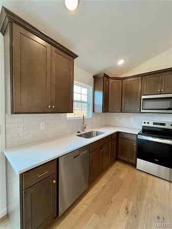 $312,900 | 801 Lakeway Drive, Labadie, MO 63055