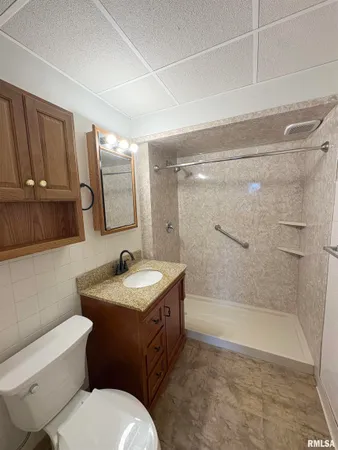 $319,900 | 3612 North Harvard Avenue, Peoria, IL 61611