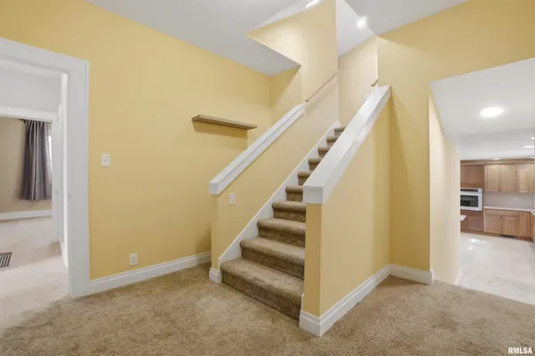 $319,900 | 3612 North Harvard Avenue, Peoria, IL 61611