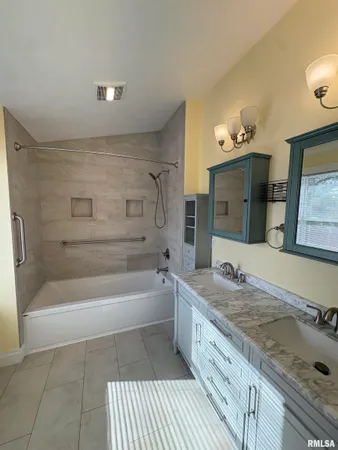 $319,900 | 3612 North Harvard Avenue, Peoria, IL 61611