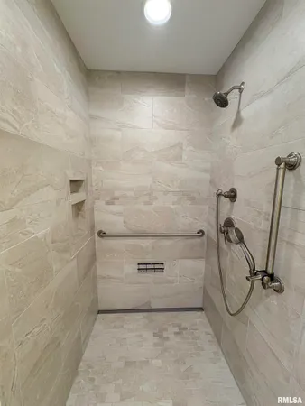 $319,900 | 3612 North Harvard Avenue, Peoria, IL 61611