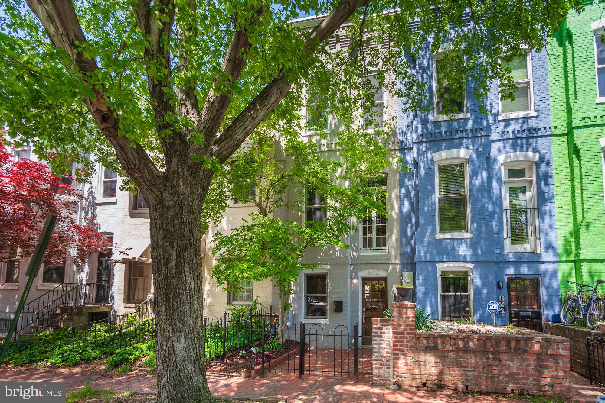 622 C Street Southeast Washington, DC 20003 - Photo 1 of 60