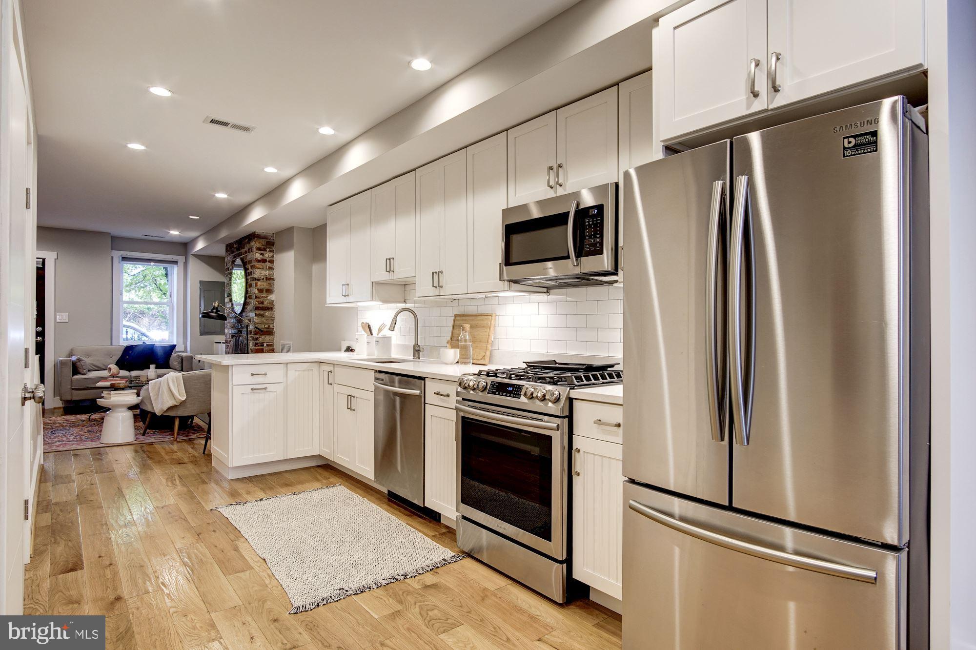 622 C Street Southeast Washington, DC 20003 - Photo 12 of 60