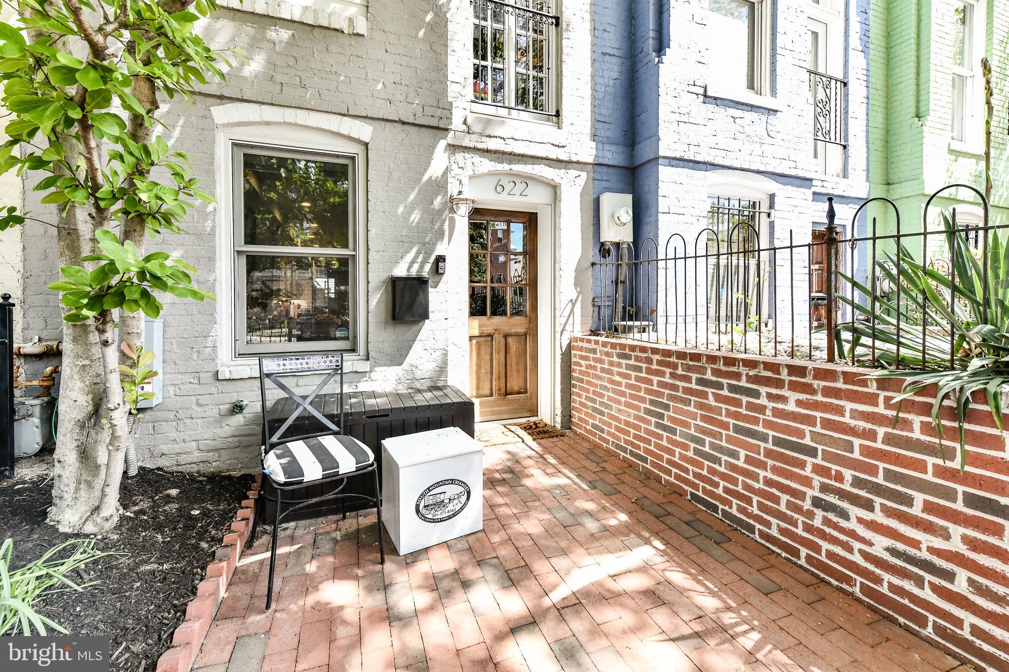 622 C Street Southeast Washington, DC 20003 - Photo 48 of 60