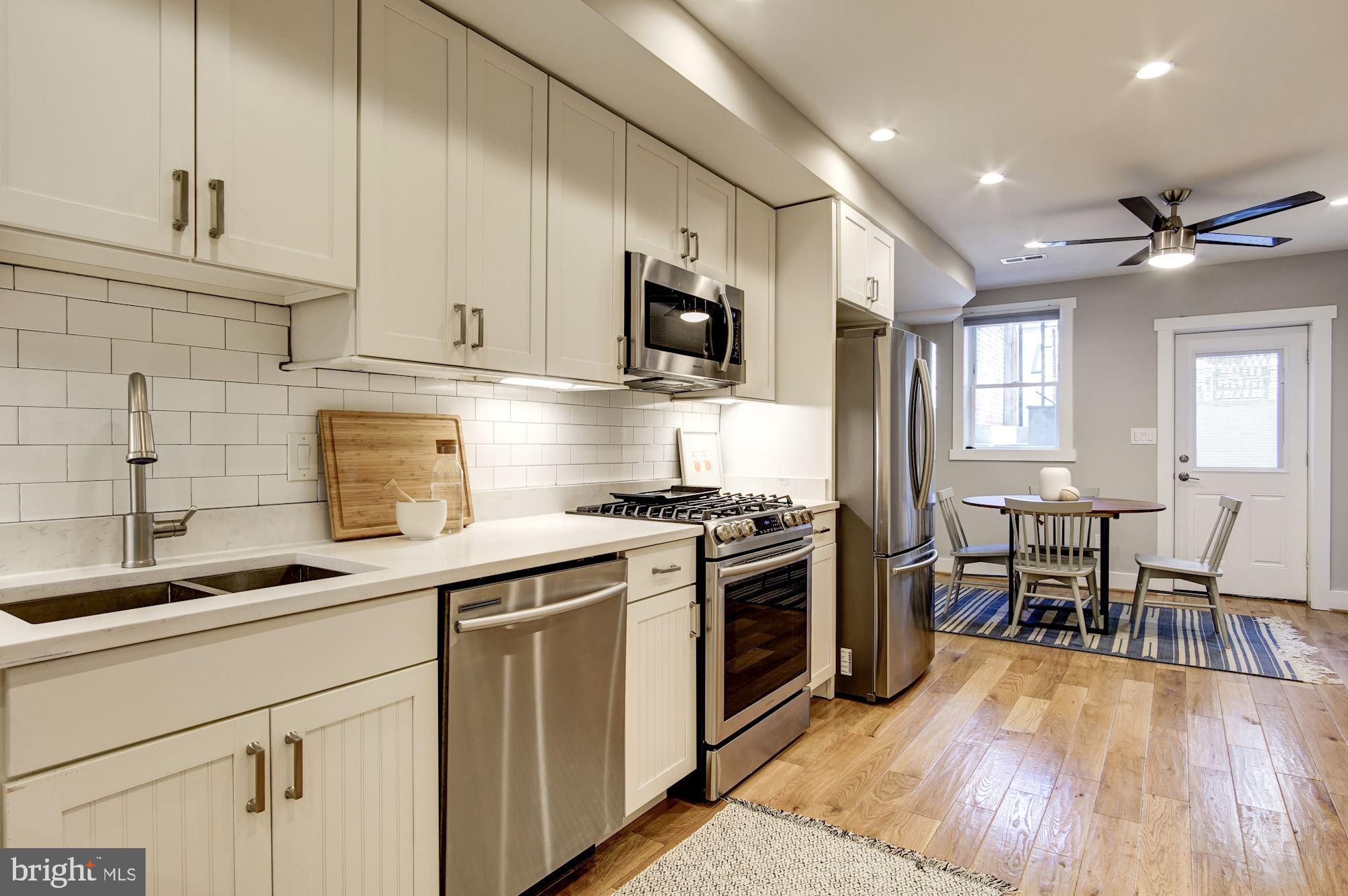 622 C Street Southeast Washington, DC 20003 - Photo 10 of 60