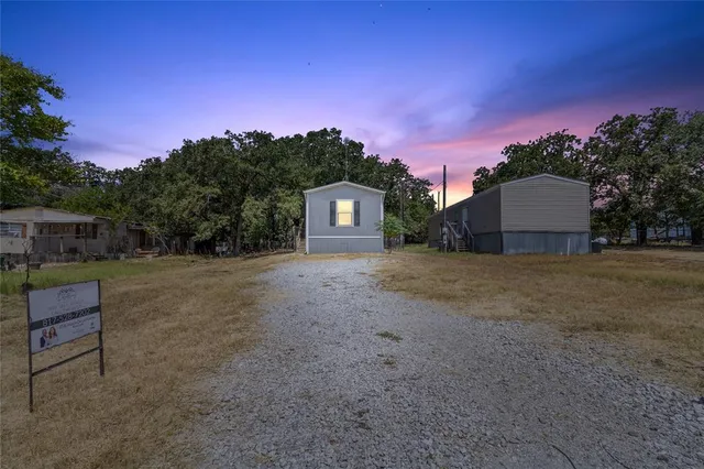 $147,000 | 1413 Dawn Drive North, Pelican Bay, TX 76020