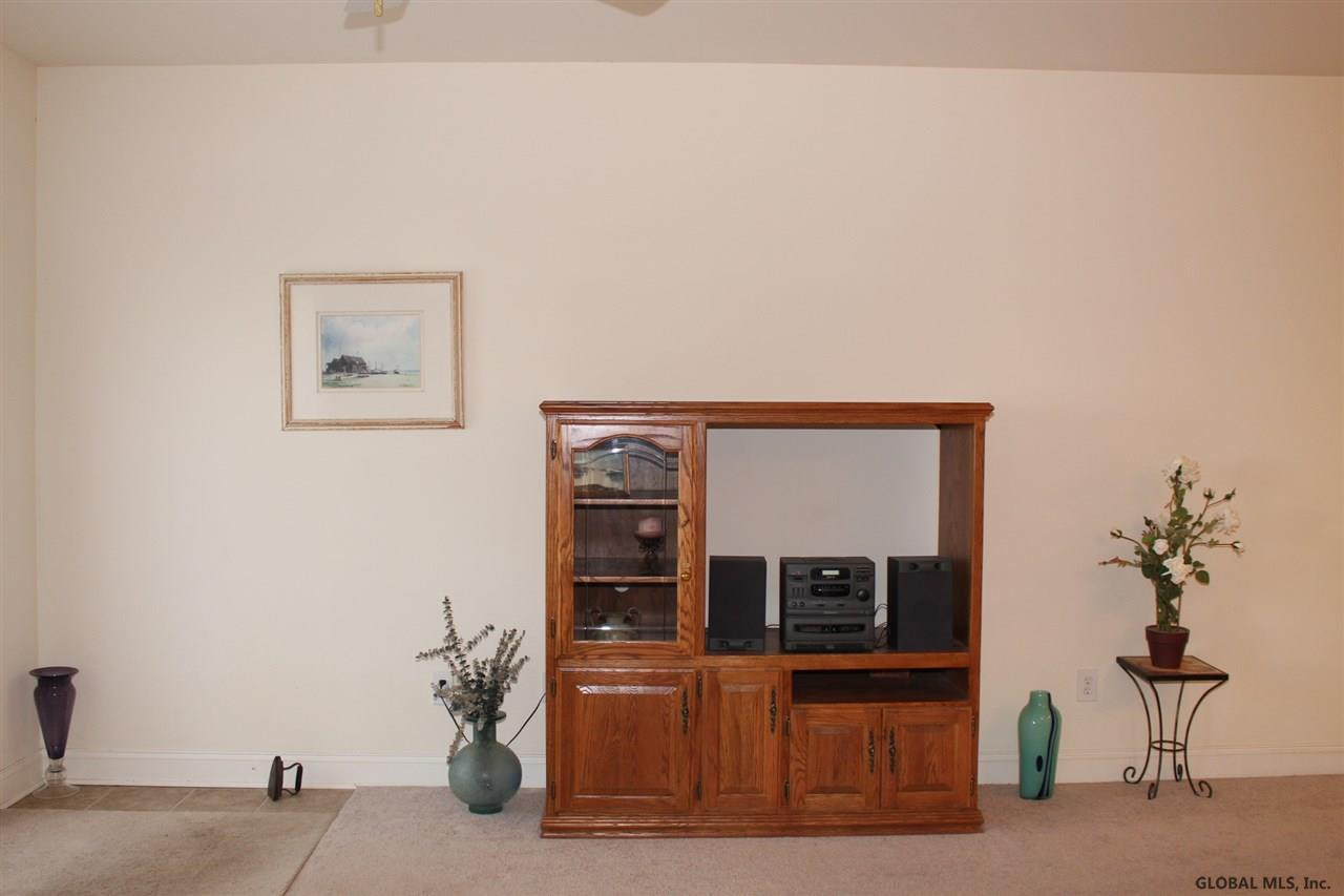 105 N Ridge Troy, NY 12182 - Photo 3 of 22 Photo 3