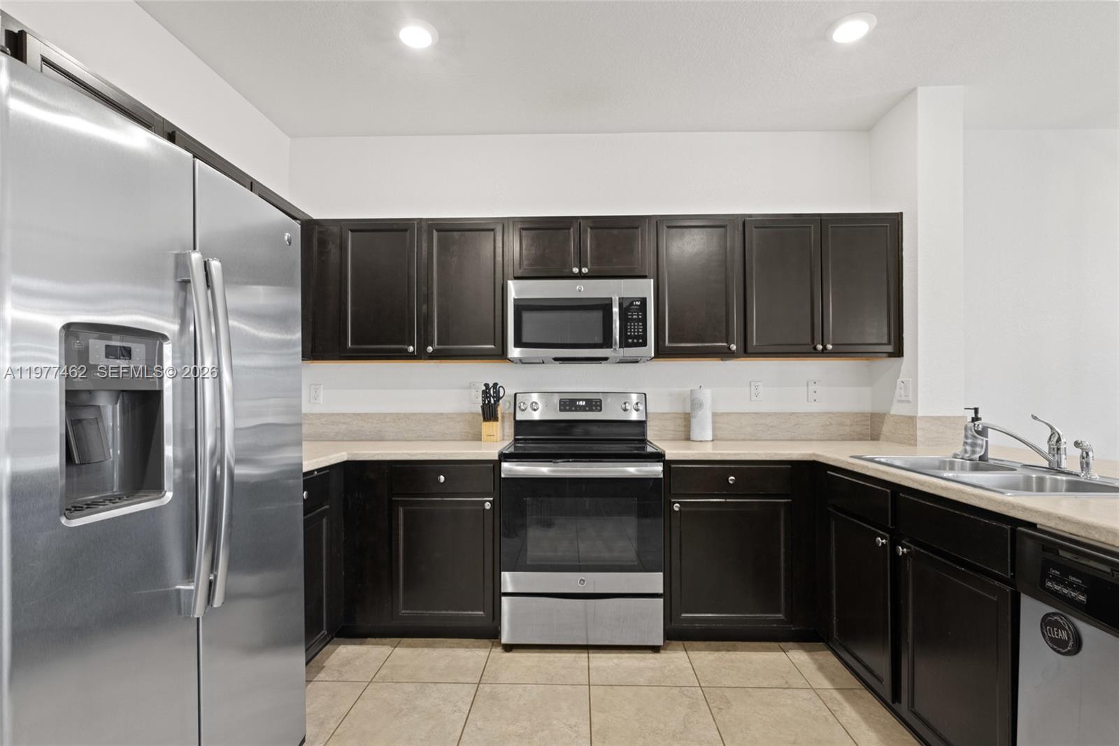 2380 Northeast 1st Street Homestead, FL 33033 - Photo 17 of 49