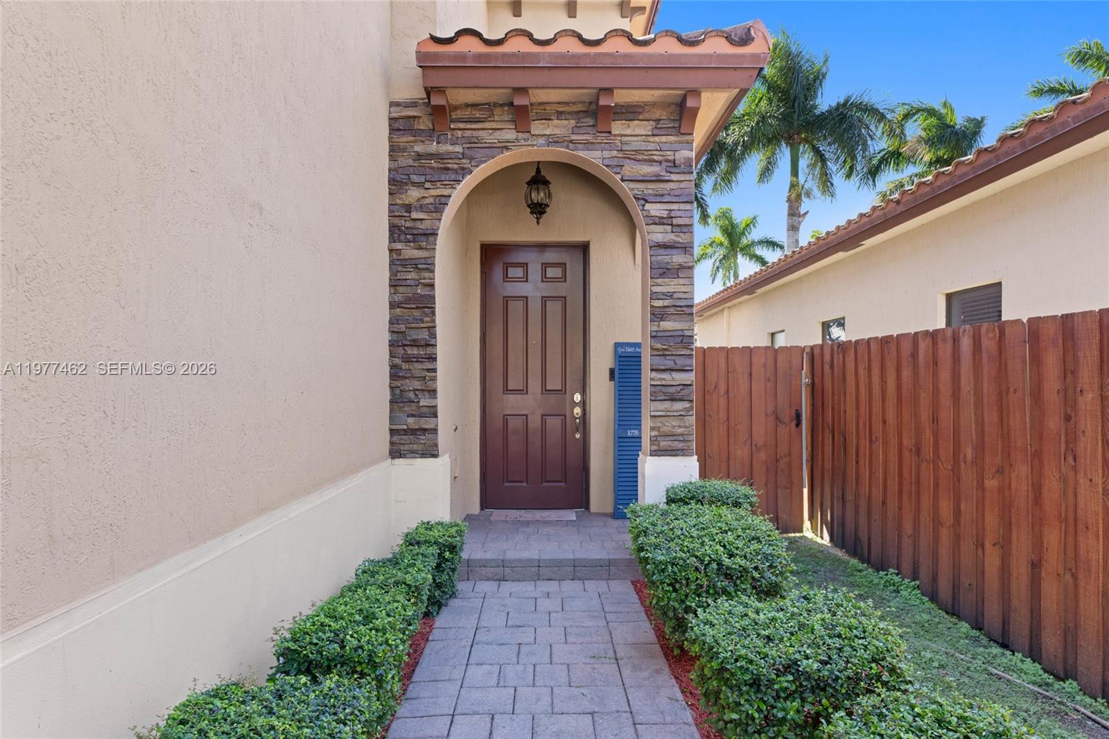 2380 Northeast 1st Street Homestead, FL 33033 - Photo 3 of 49