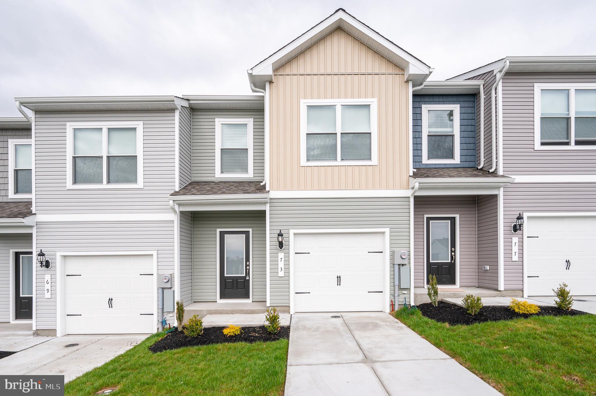 73 Cramsford Street Falling Waters, WV 25419 - Photo 1 of 43