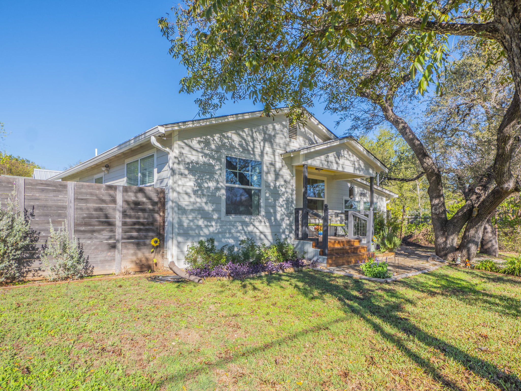 11012 3rd Street Jonestown, TX 78645 - Photo 3 of 26