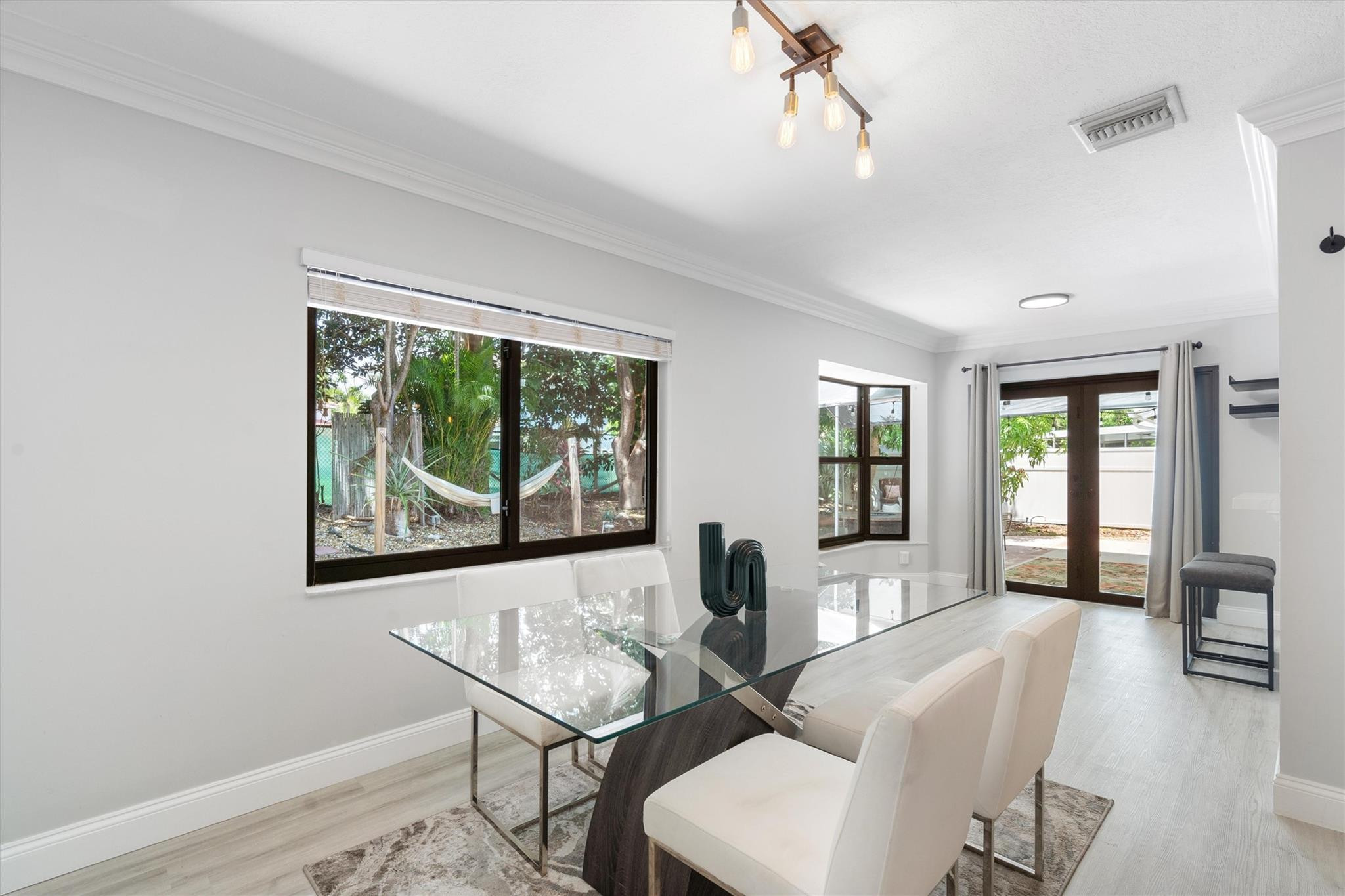10037 Country Brook Road Boca Raton, FL 33428 - Photo 5 of 34 Photo 5