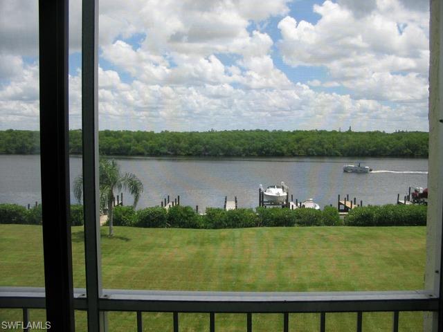 307 Goodlette Road South, Unit 403 Naples, FL 34102 - Photo 1 of 8 Gallery Image 1