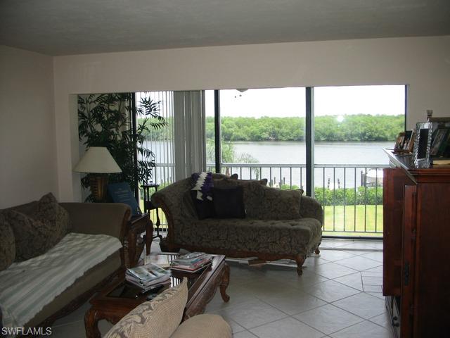 307 Goodlette Road South, Unit 403 Naples, FL 34102 - Photo 3 of 8 Gallery Image 3