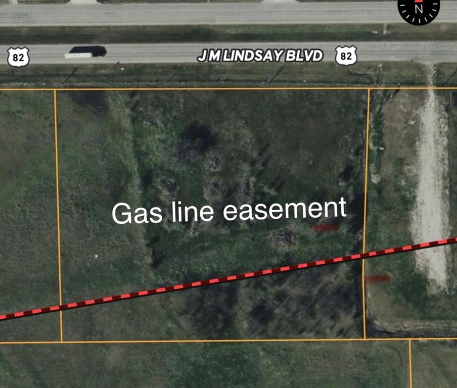 0 Hwy 82 Lindsay Tx 76250 Lindsay, TX 76250 - Photo 8 of 9 a view of a sign board