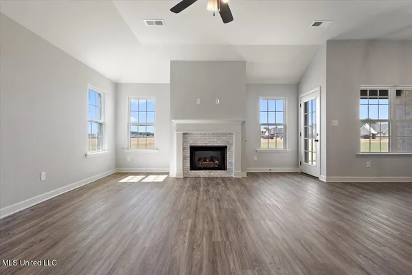 $341,900 | 13820 Wesley Banks Boulevard, Olive Branch, MS 38654