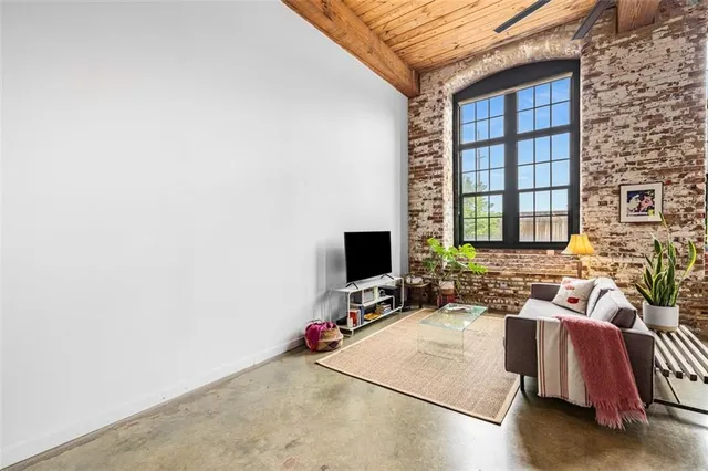 $299,900 | 170 Boulevard Southeast, Unit 211H, Atlanta, GA 30312