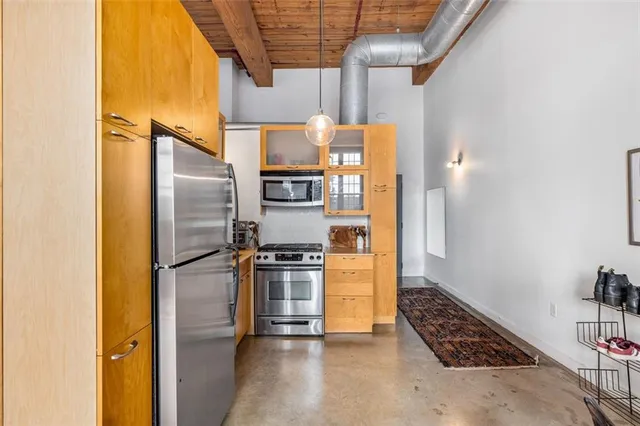 $299,900 | 170 Boulevard Southeast, Unit 211H, Atlanta, GA 30312