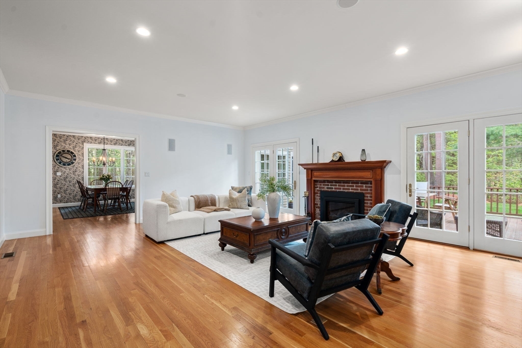 1080 North Street Walpole, MA 02081 - Photo 15 of 42