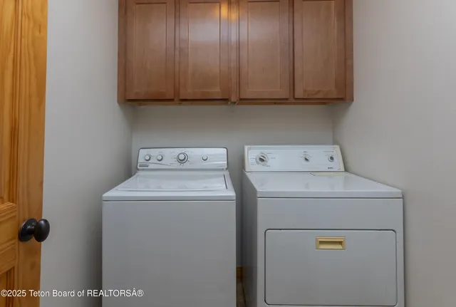 $595,000 | 650 Hemmert, Thayne, WY 83127