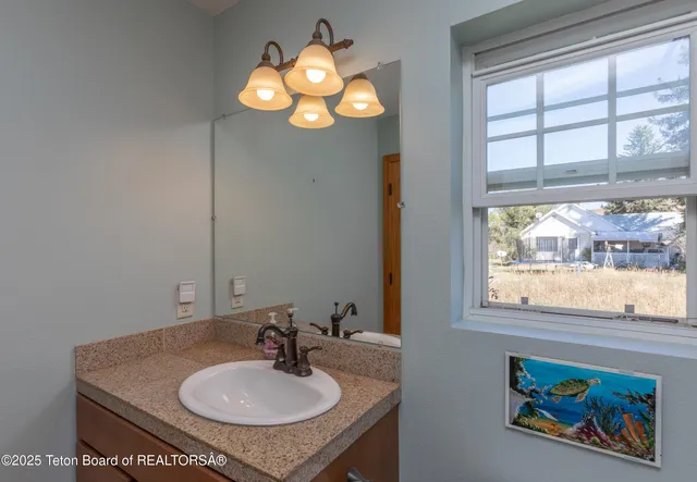 $595,000 | 650 Hemmert, Thayne, WY 83127