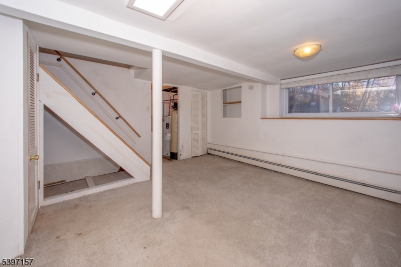 18 Decker Pond Road Vernon, NJ 07461 - Photo 27 of 40 a view of room and window