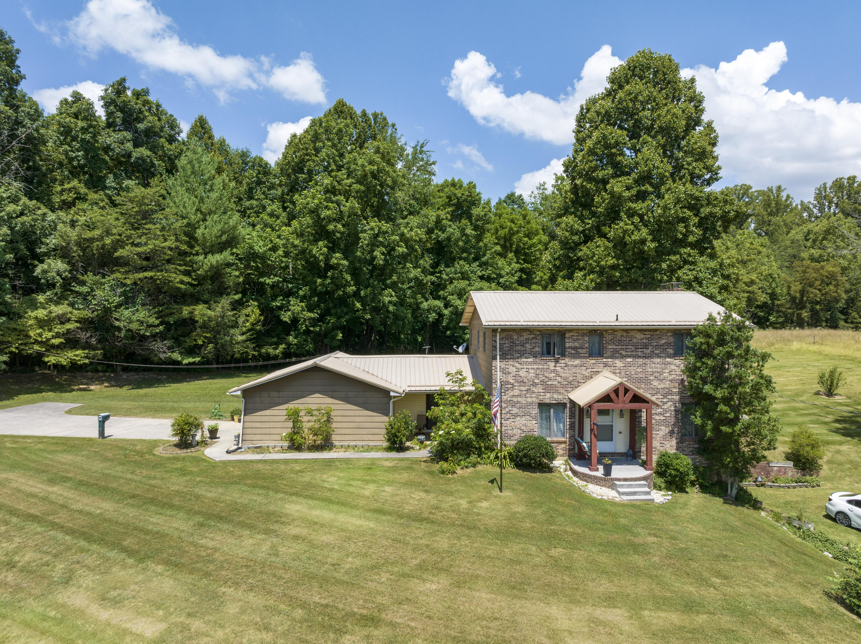 113 Oliver Edwards Road Jonesborough, TN 37659 - Photo 1 of 59 Oliver-Aerials-1